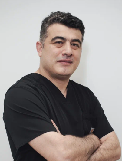 Гусейнов Эдгар Ахударович Хирург-имплантолог, ортопед