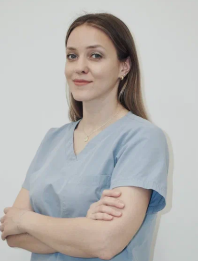Романова Екатерина Юрьевна. Хирург-имплантолог